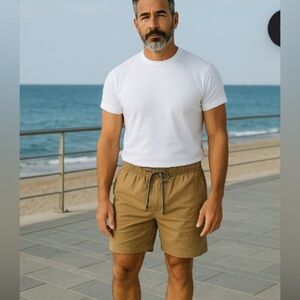 Aeropostale Men's Tan Shorts